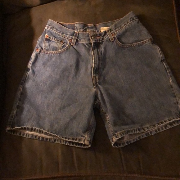 Levi’s shorts - Picture 4 of 5